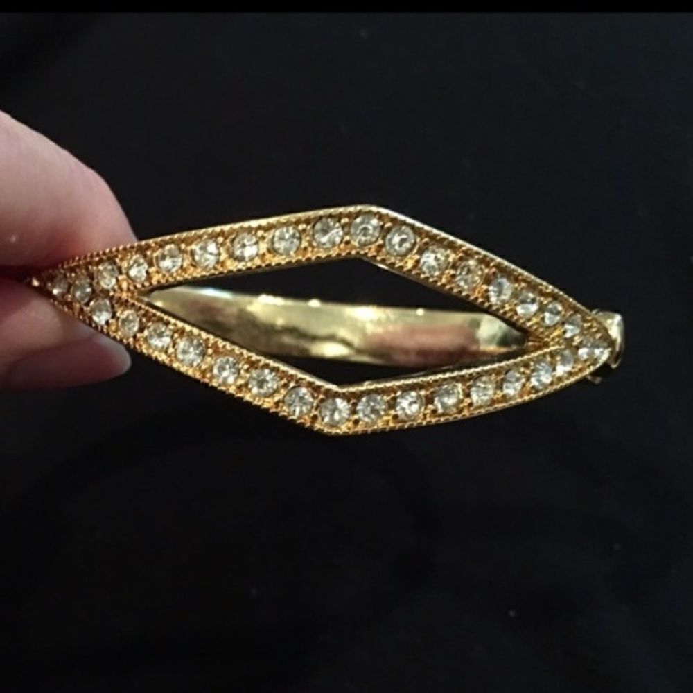 Diamond Shaped Bracelet!  - Picture 9 of 16